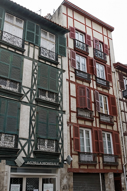 Bayonne-Avril 2012-008